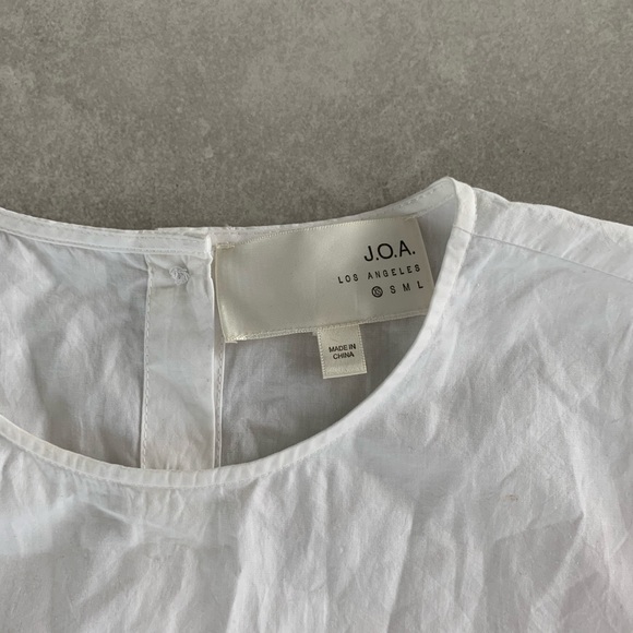 JOA CRISP WHITE SHIRT WITH TIE - Picture 2 of 7